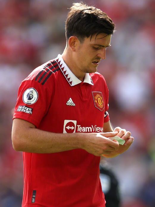 九游体育-莱万赛后谦逊发言登热搜，曼城爆冷上海申花引发热议(莱万多夫斯基最新消息)